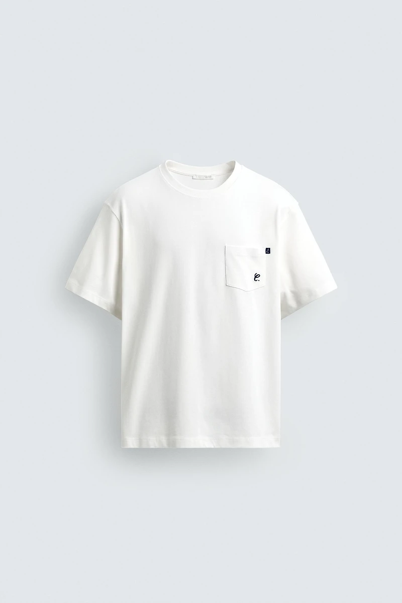 CAPRI TEXT BOXY FIT T-SHIRT