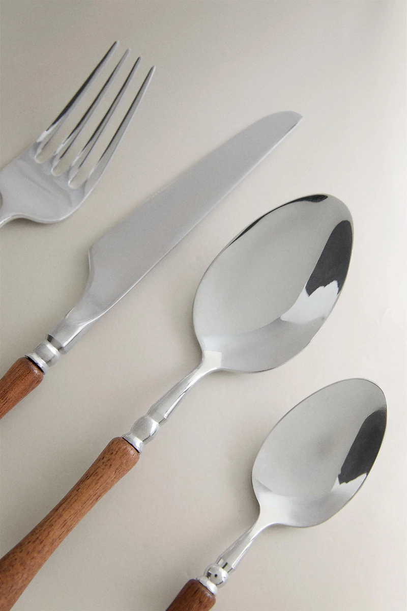 ACACIA WOOD HANDLE FLATWARE SET (SET OF 4)