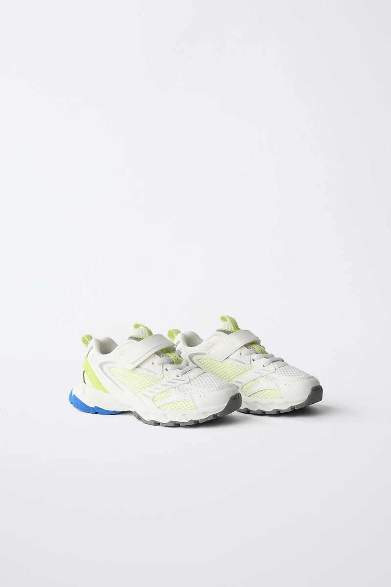 MULTICOLOR ATHLETIC SHOES