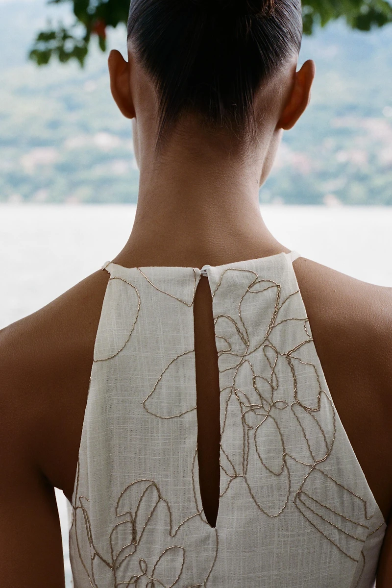 ROBE HALTER BRODERIES FLEURS
