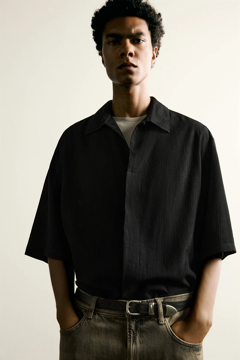 TEXTURED BOXY FIT SHIRT