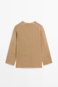 Long knit V-neck cardigan