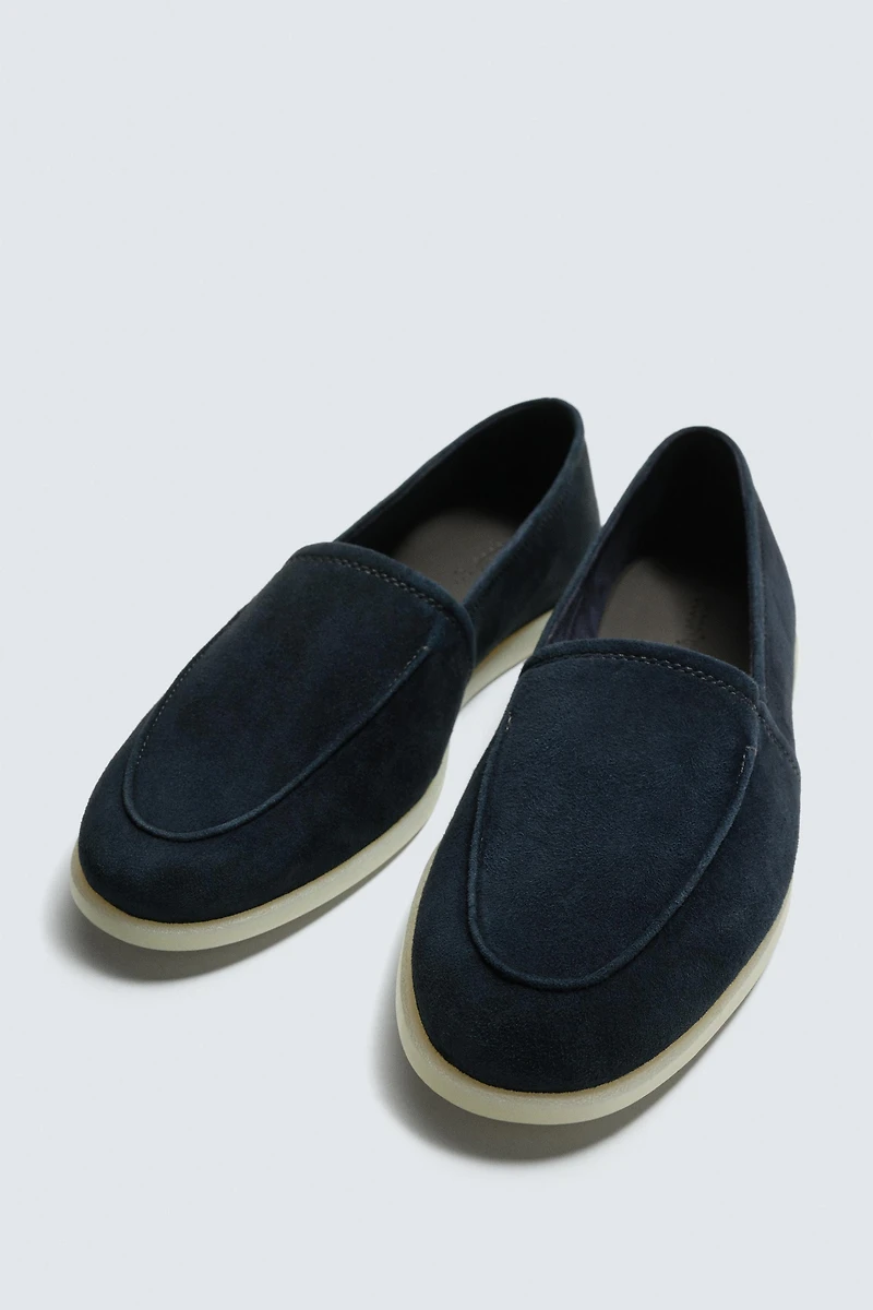 CASUAL LEATHER LOAFERS