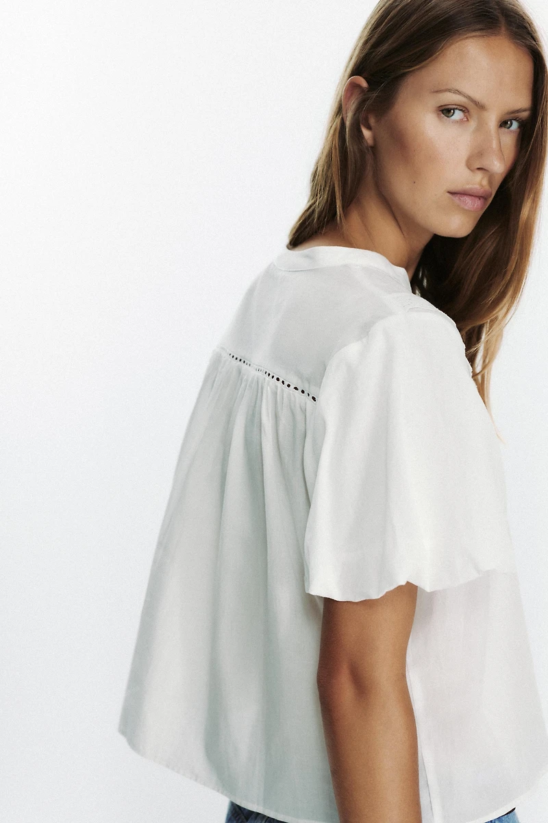 BLOUSE À MANCHES BOUFFANTES