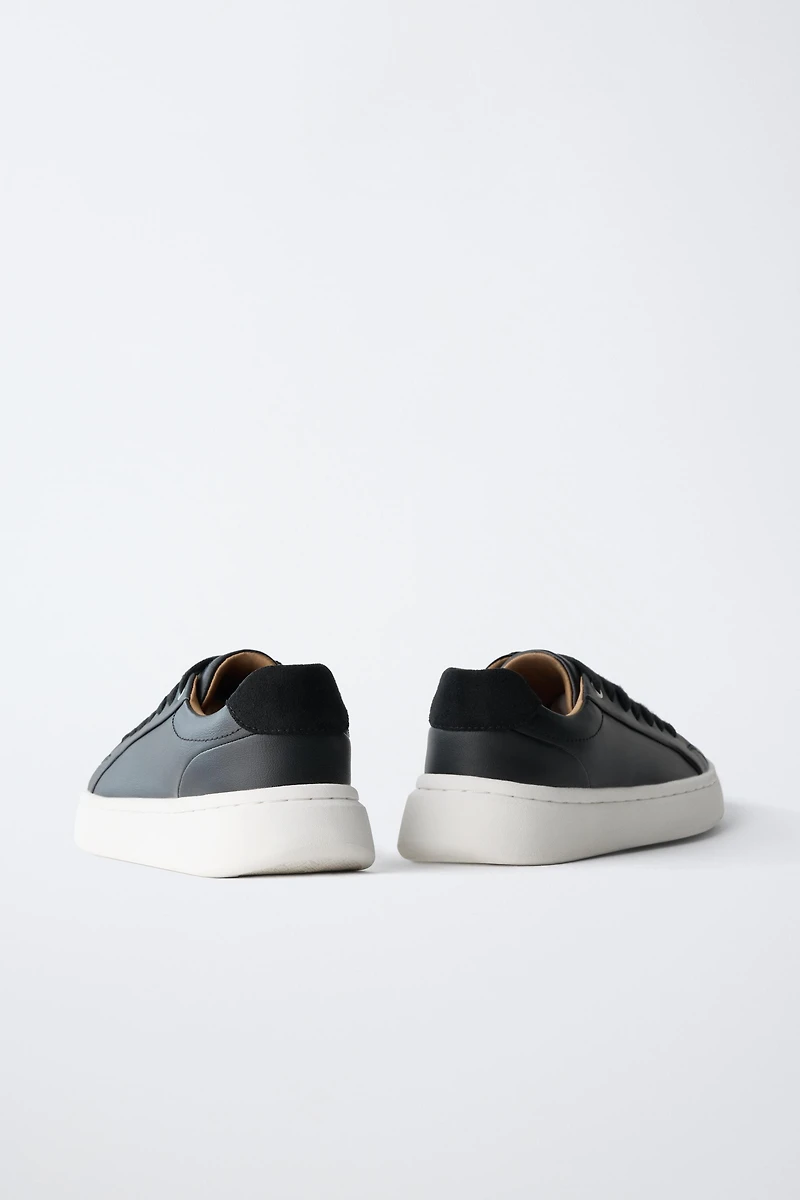 CHUNKY SNEAKERS