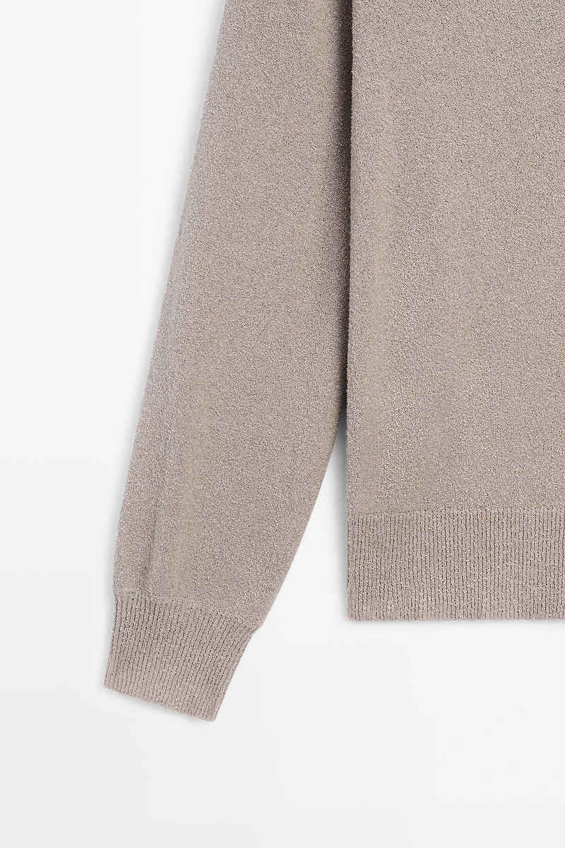STUDIO V-neck knit cardigan