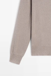 STUDIO V-neck knit cardigan