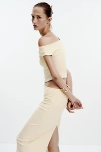 ASYMMETRIC TEXTURED TOP