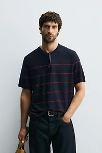 T-SHIRT EN MAILLE AVEC JACQUARD À RAYURES