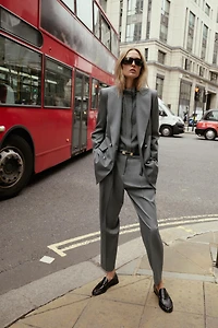 DOUBLE BREASTED BLAZER