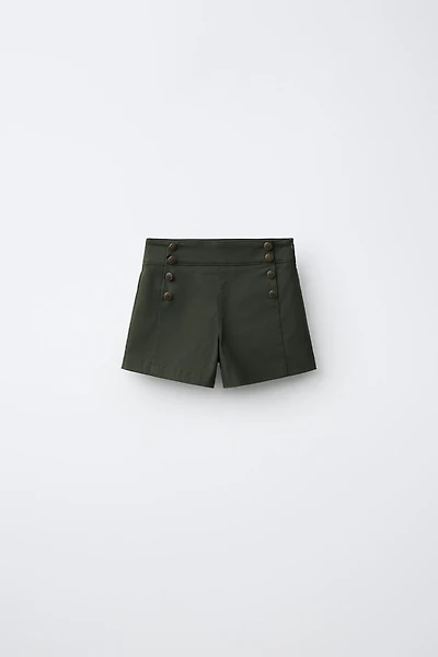SHORT À BOUTONS
