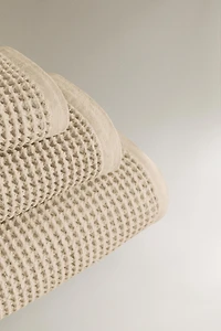 SERVIETTE DE BAIN COTON WAFFLE