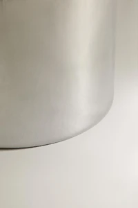 METAL BATHROOM BIN WITH LID