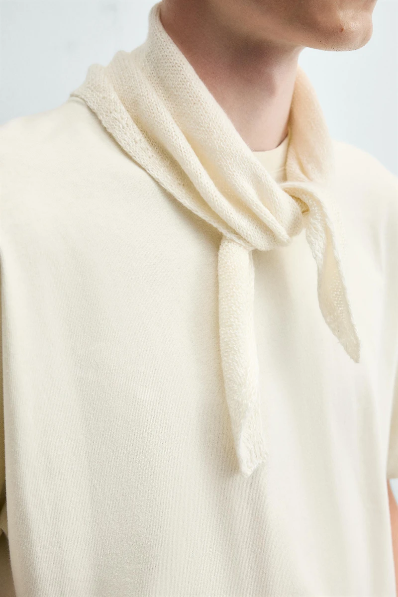 LINEN AND CASHMERE KNIT BANDANA