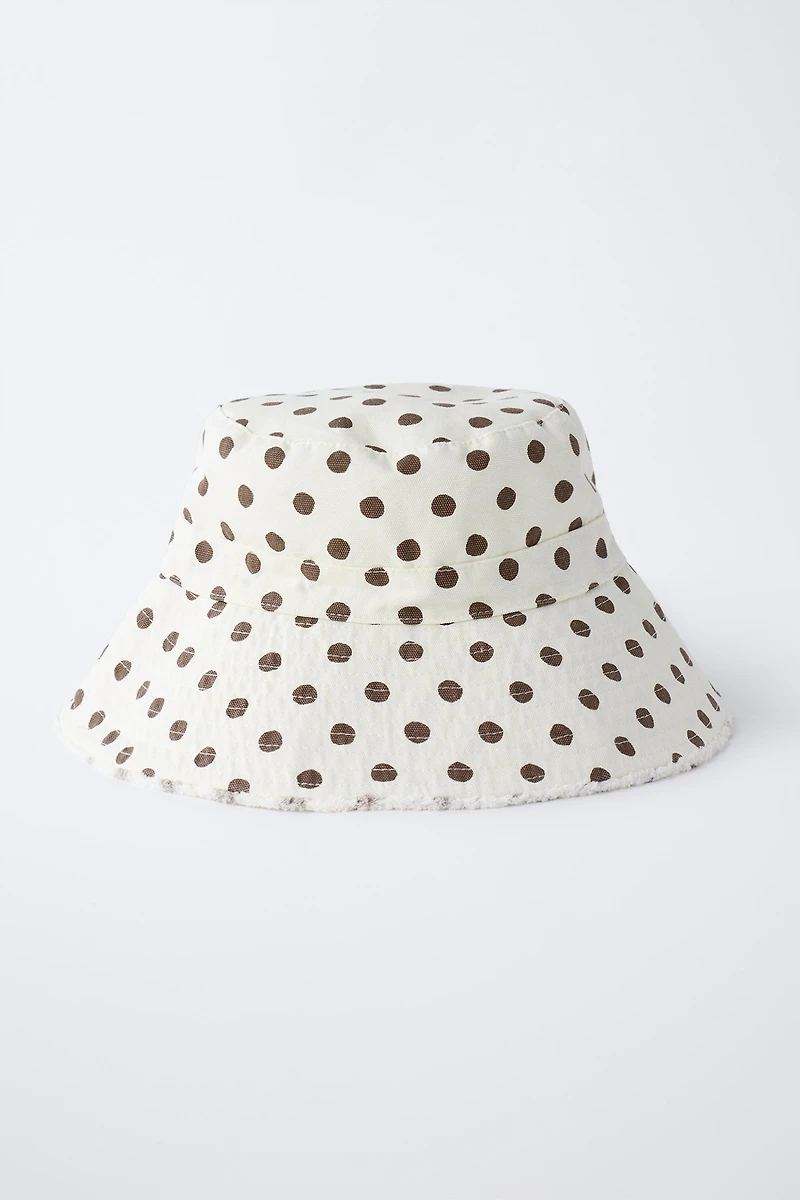 POLKA DOT BUCKET HAT