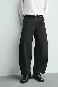 WIDE FIT JEANS