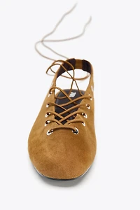 CHAUSSURES OUVERTES À L'ARRIÈRE NOUER EN DAIM