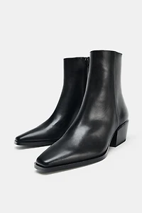 BOTTINES LARGES EN CUIR