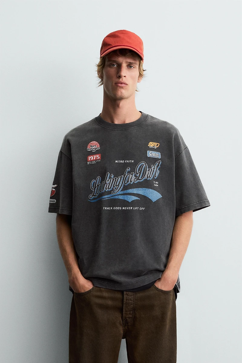 GRAPHIC LOGO T-SHIRT
