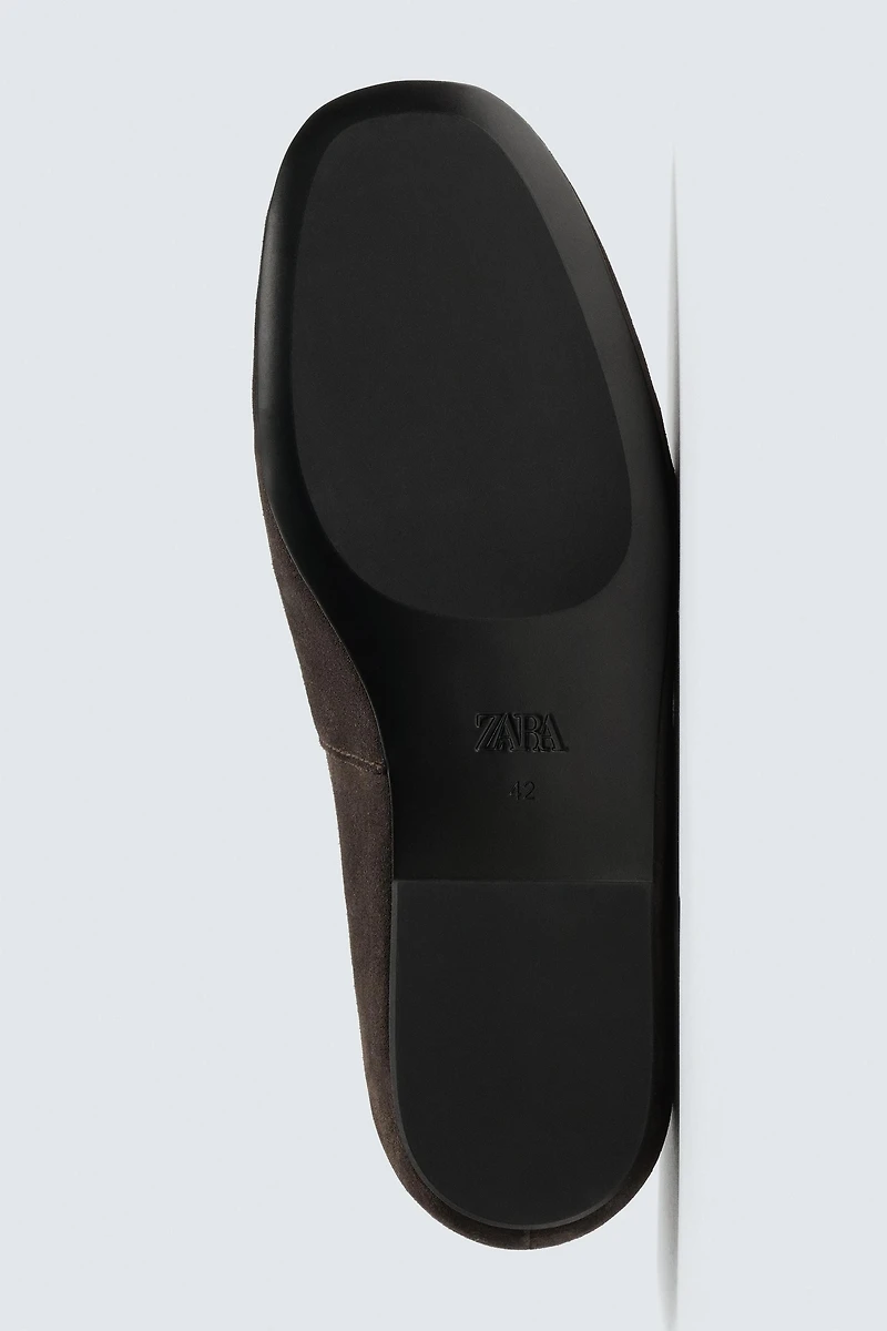 LEATHER LOAFERS