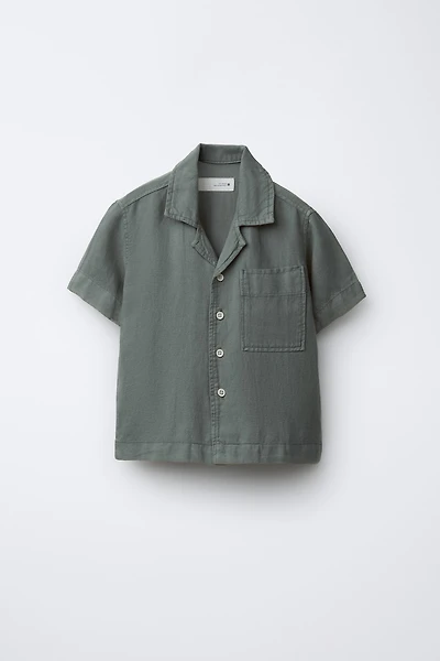 FLUID LINEN BLEND SPREAD COLLAR SHIRT