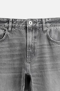 FLARE FIT JEANS