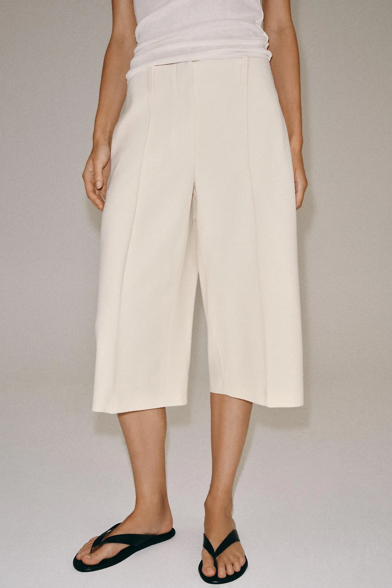 ZW COLLECTION STRAIGHT DARTED BERMUDA SHORTS
