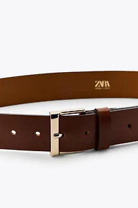 CEINTURE EN CUIR À BOUCLE CARRÉE