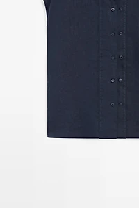 Flowing 100% linen shirt with button detail