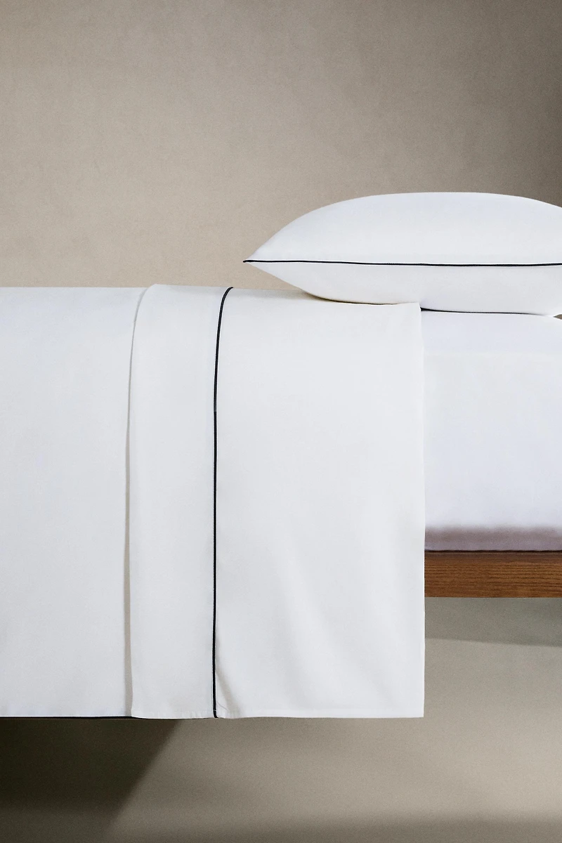 SATEEN FLAT SHEET WITH PIPING