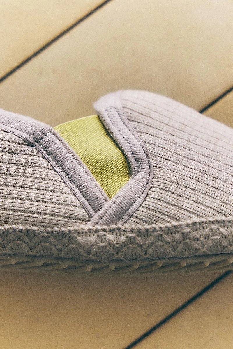 NEUTRAL MOROCCAN SLIPPERS