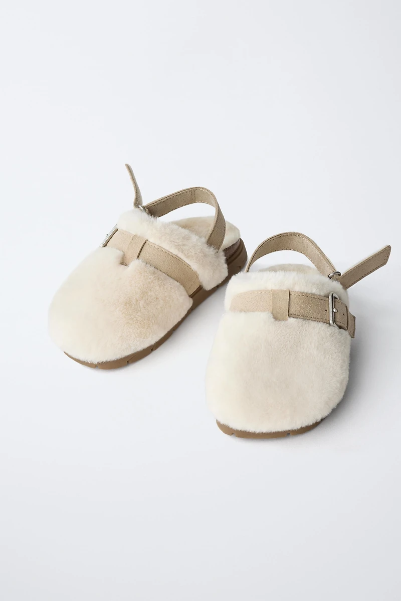 FLEECE CLOGS