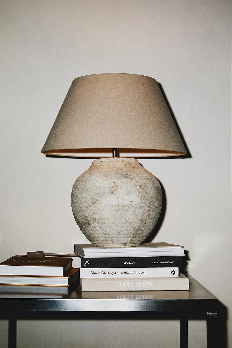 LARGE ANTIQUE FINISH CERAMIC TABLE LAMP
