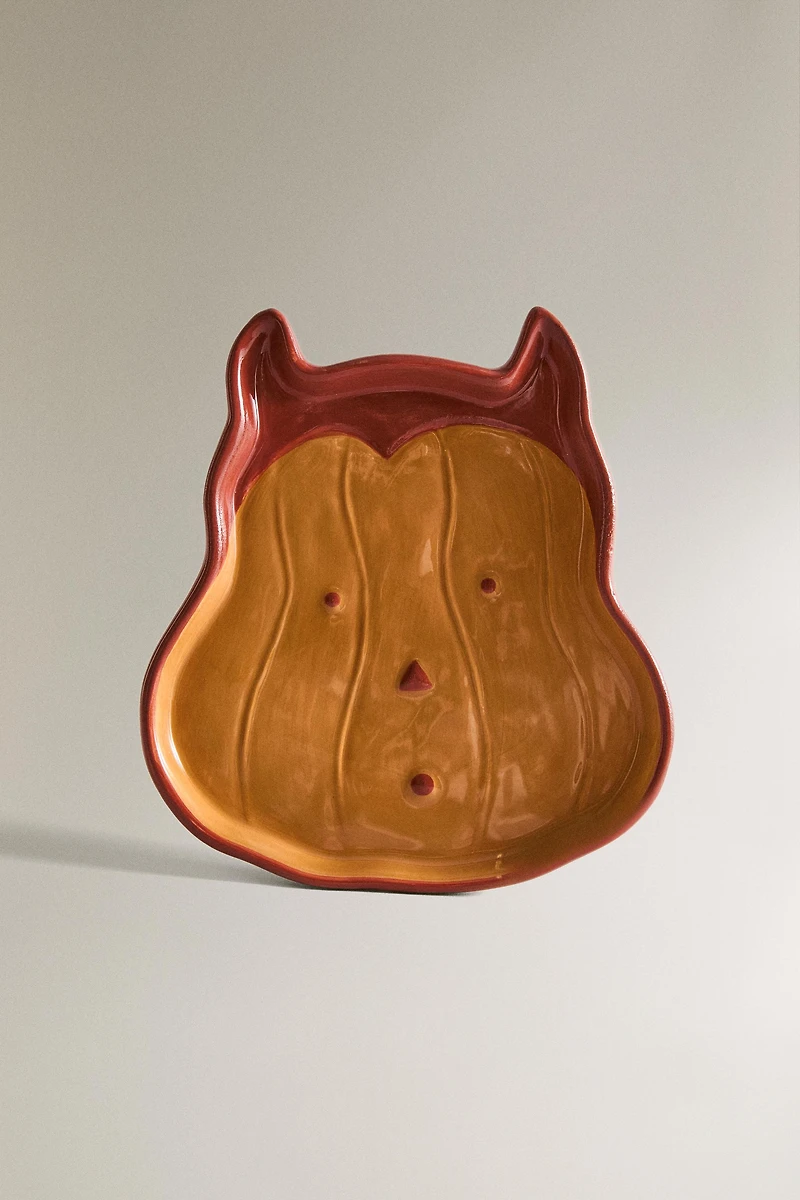 CHILDREN'S HALLOWEEN PUMPKIN STONEWARE PLATE