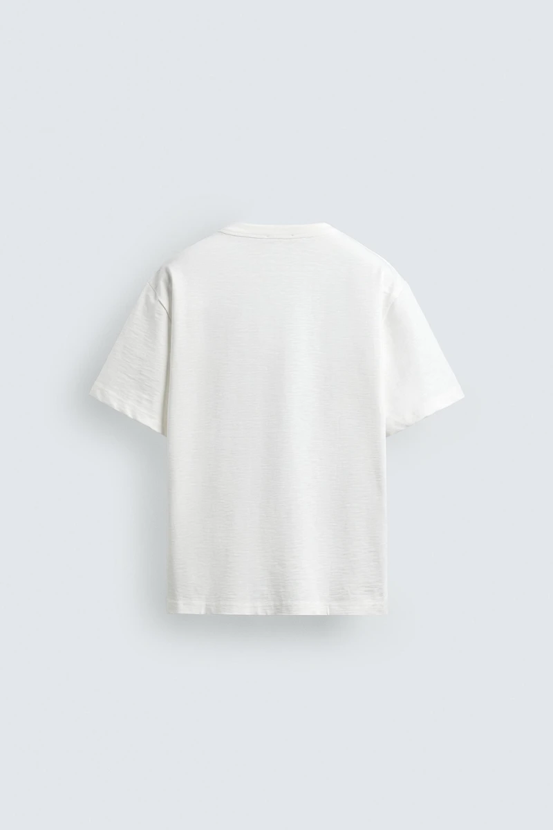 FLAMÉ TEXTURE RELAXED FIT T-SHIRT
