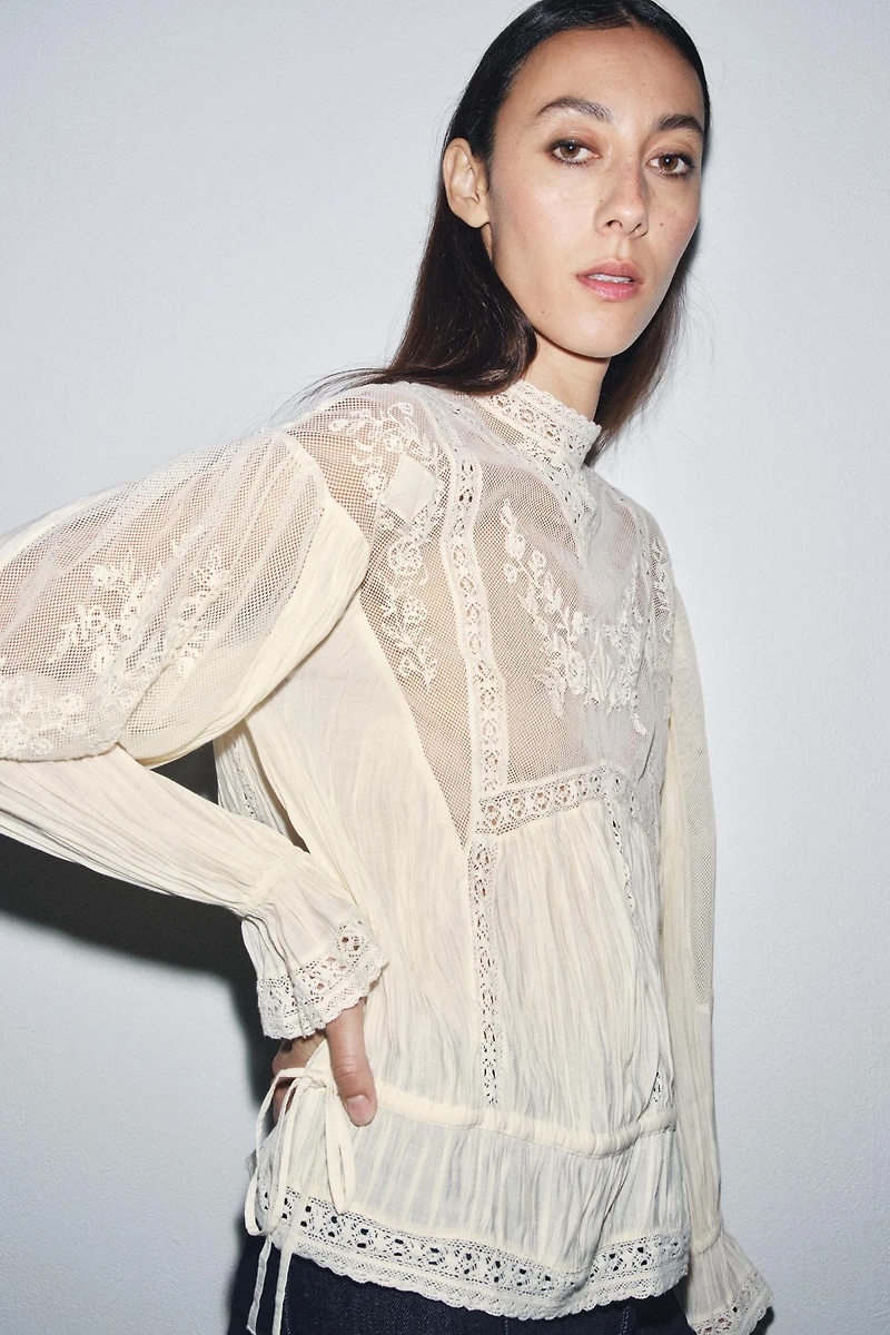 ZW COLLECTION EMBROIDERED ROMANTIC BLOUSE