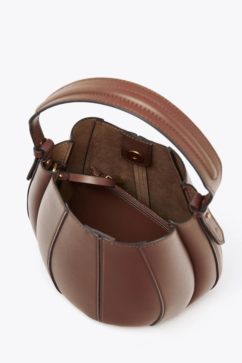 TOPSTITCHED BUCKET BAG