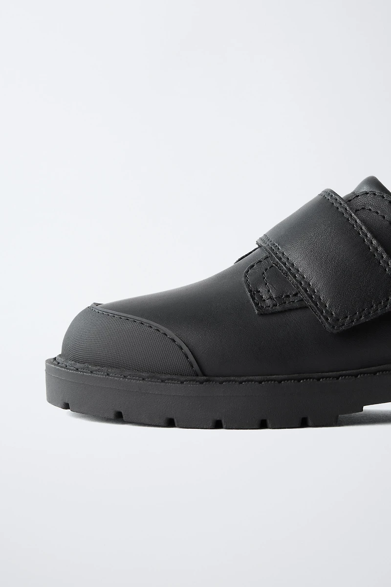 CHAUSSURES D'ÉCOLIER EN CUIR