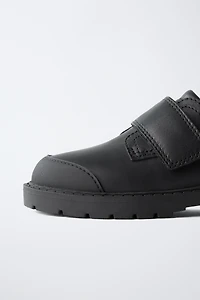 CHAUSSURES D'ÉCOLIER EN CUIR