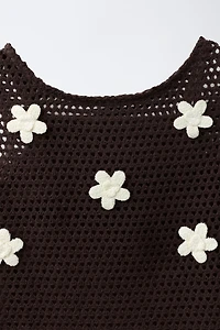 CROCHET FLORAL KNIT TOP