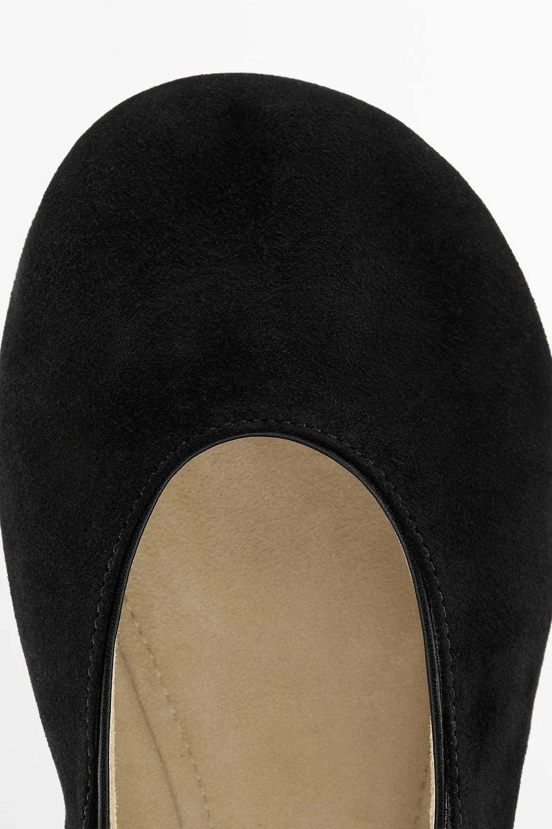 Soft leather ballet flats