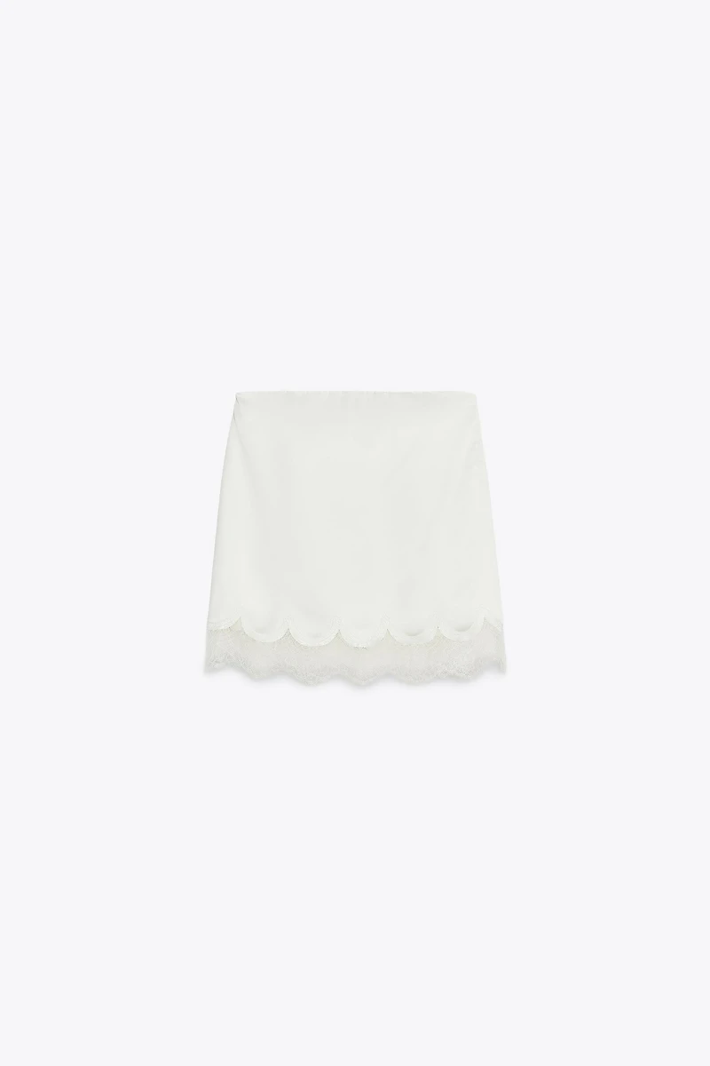 SATIN EFFECT LACE BUSTIER TOP