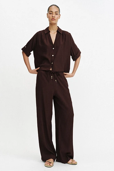 FLOWY STRAIGHT LEG PANTS
