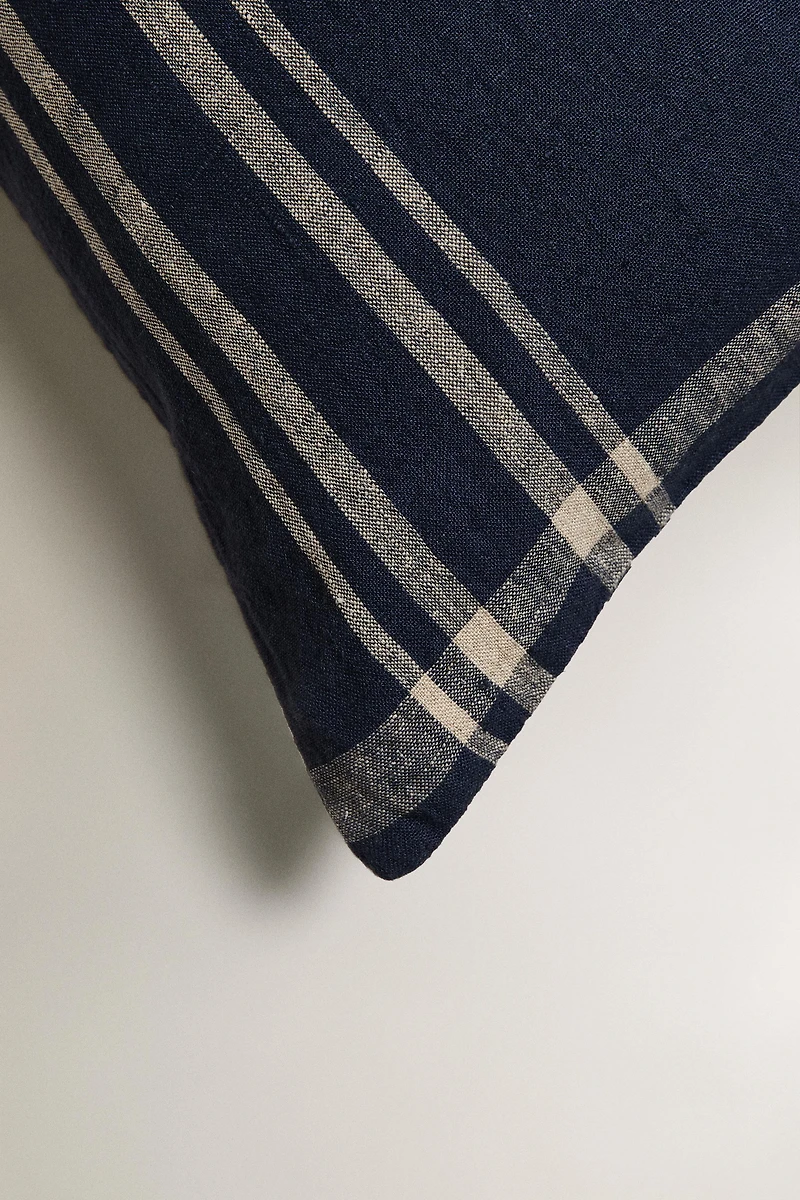 DYED THREAD THROW PILLOW COVER