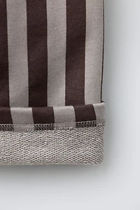 PANTALON EN MOLLETON À RAYURES