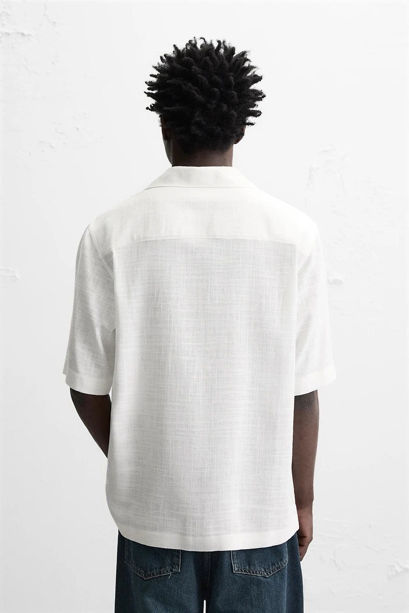 CHEMISE À COUPE DÉCONTRACTÉE
