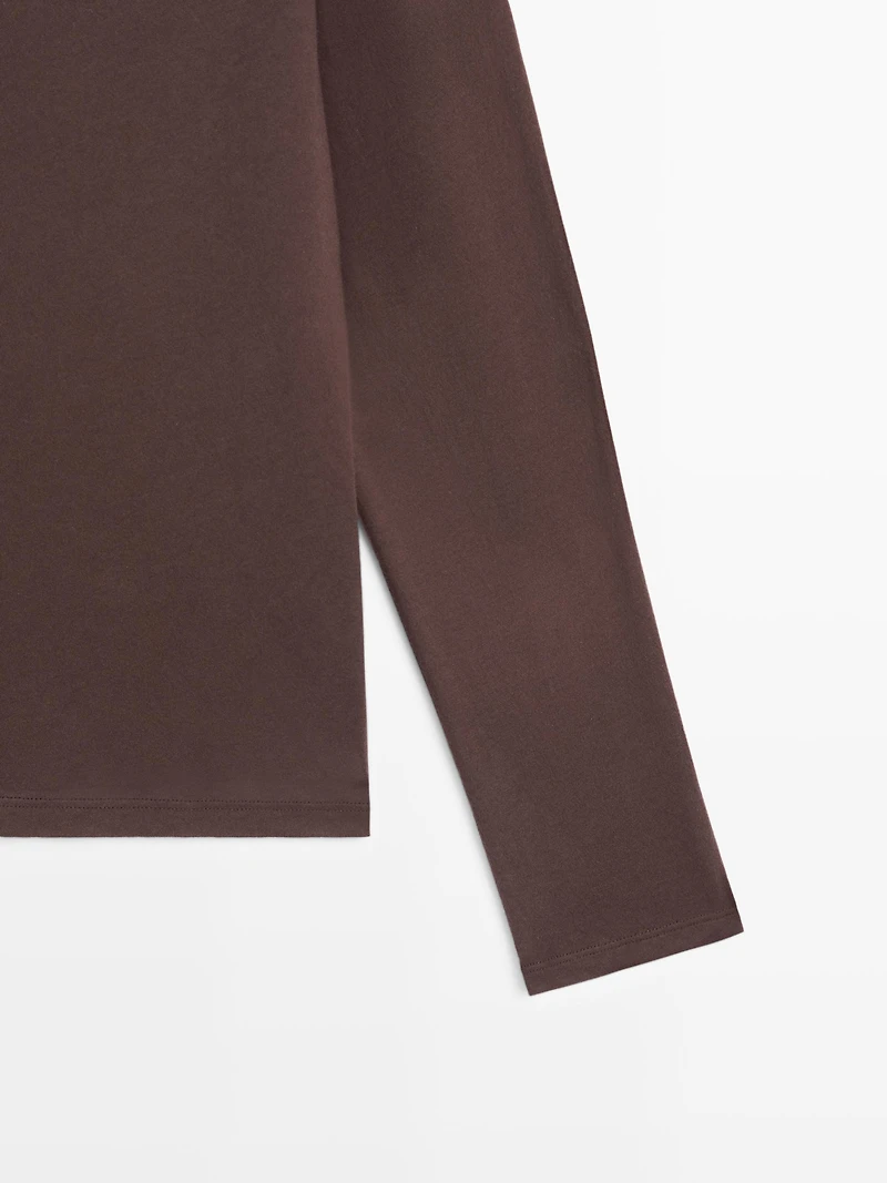 100% cotton boat neck T-shirt