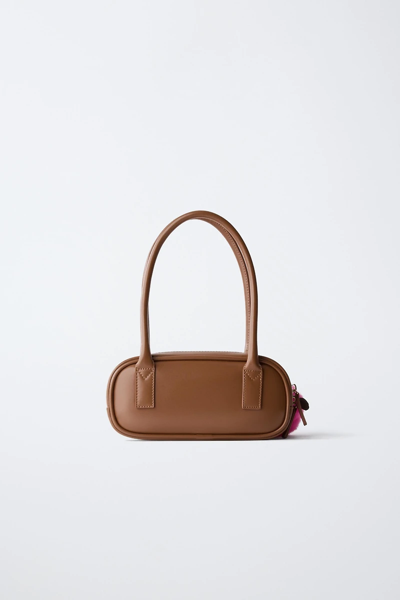 TASSEL SHOULDER BAG
