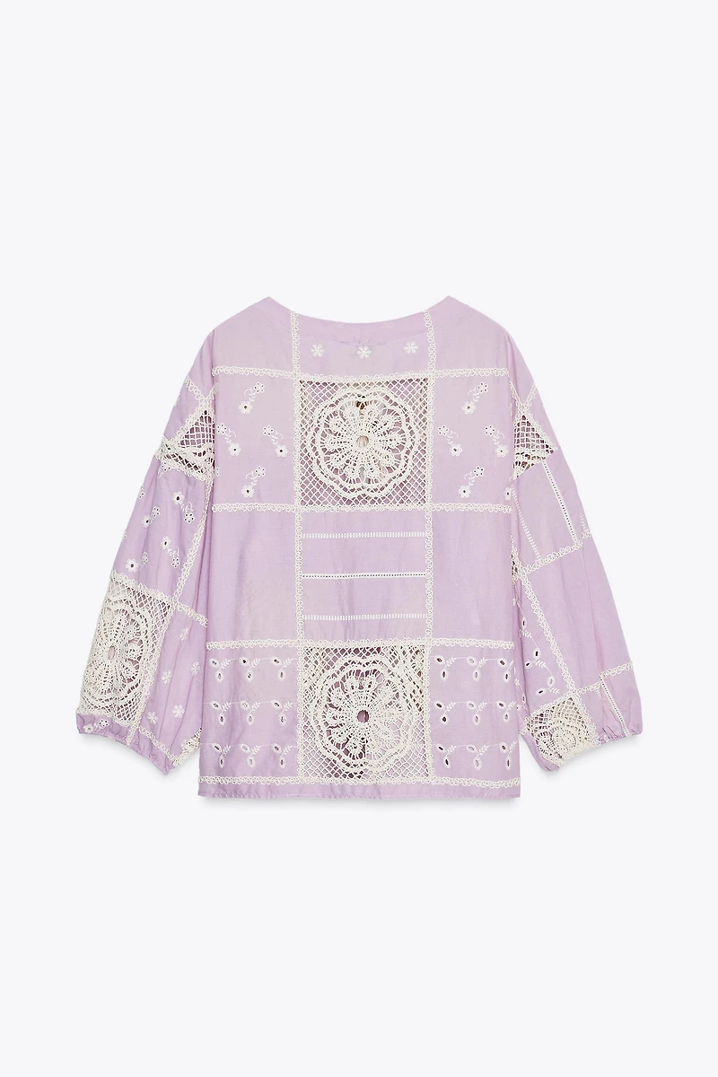 CHEMISE EN MATIÈRES VARIÉES CROCHET