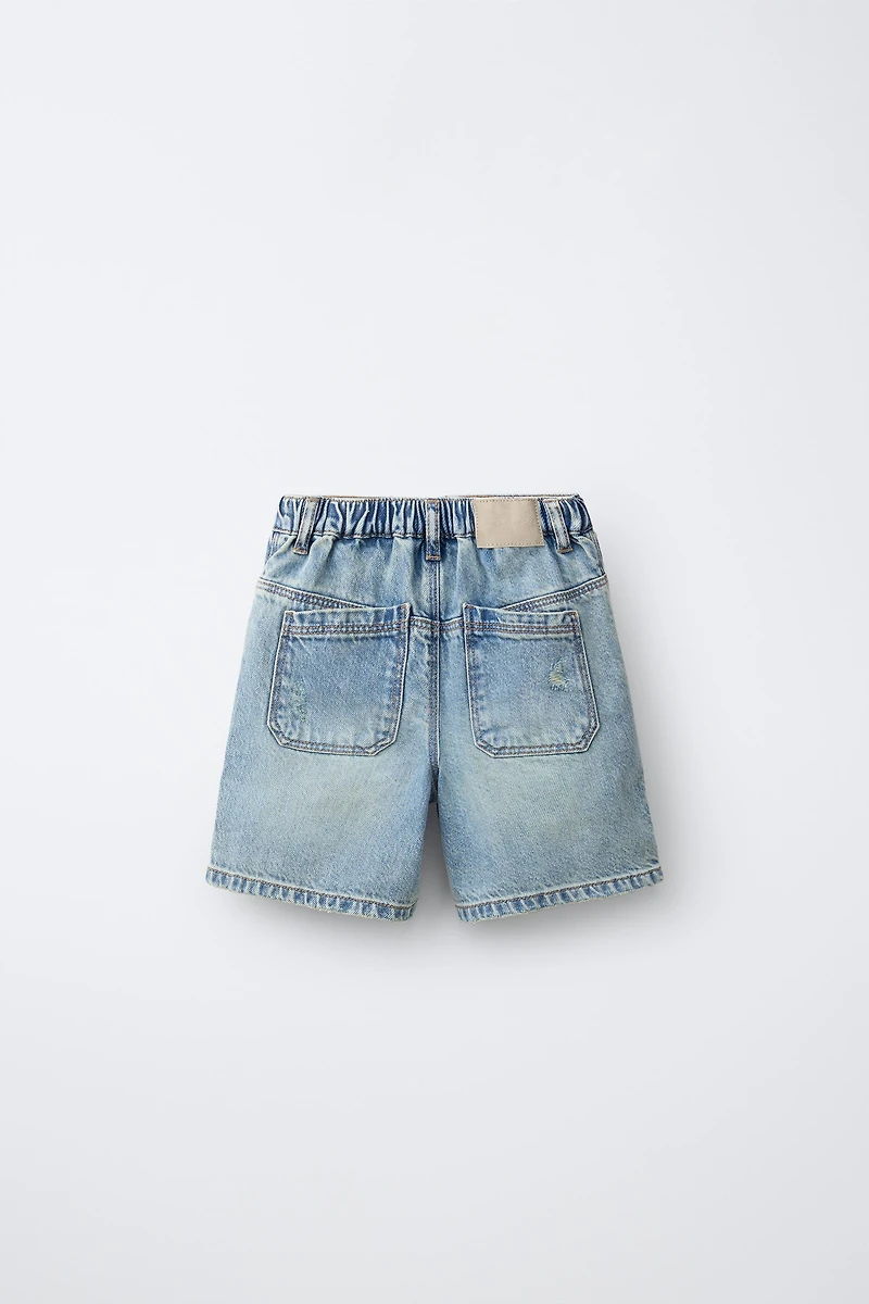 RIPPED DENIM SHORTS